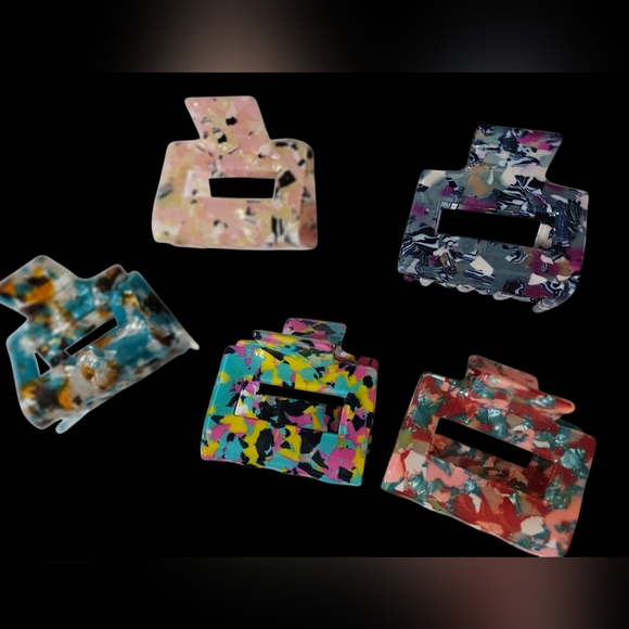 Unbranded Accessories - 5 Claw Clips - Cute 2 Inch Size